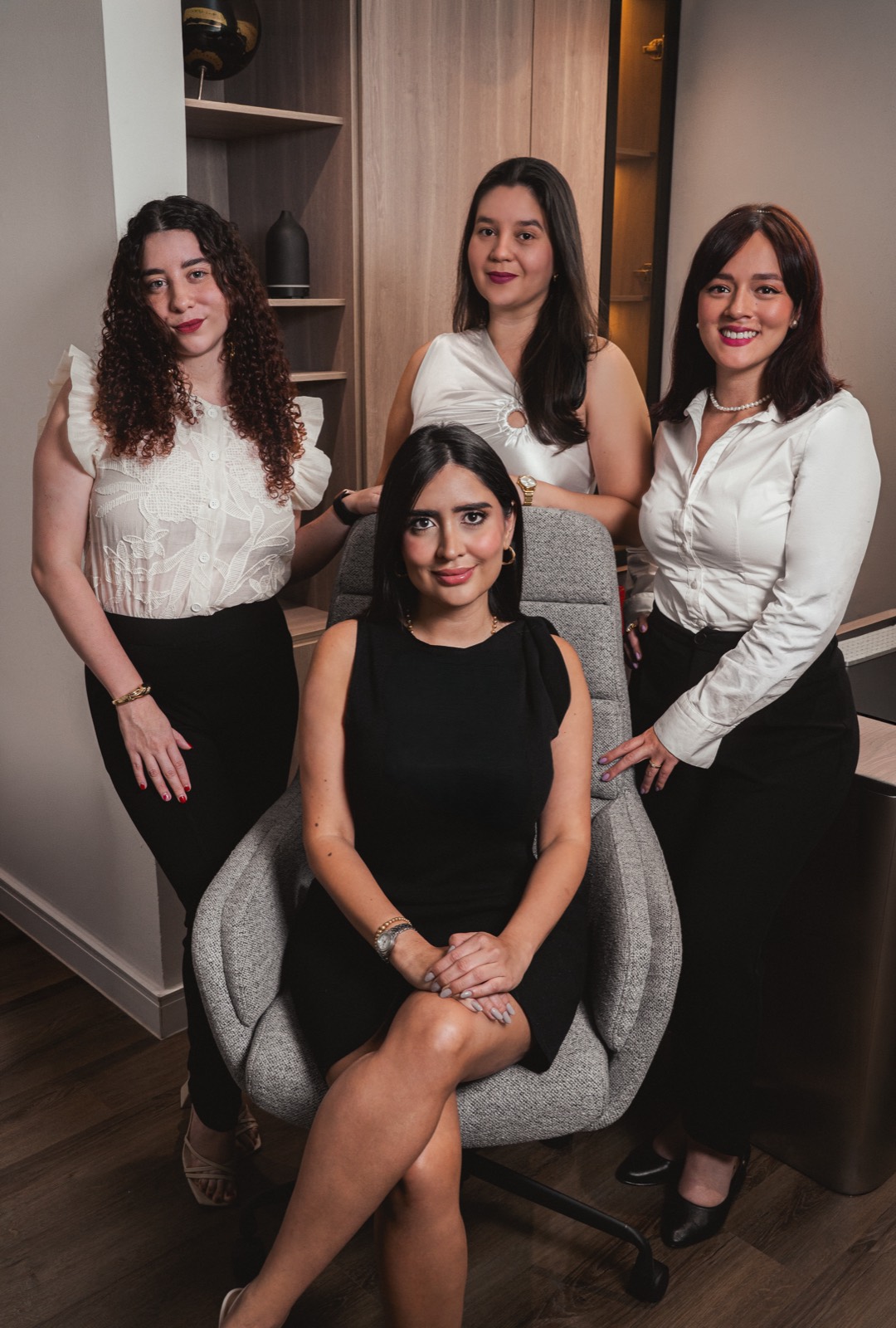 Equipo de abogadas de Jones Grupo Legal en Bucaramanga
